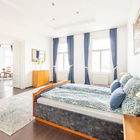 Charming Spacious Apartment فيينا المظهر الخارجي الصورة